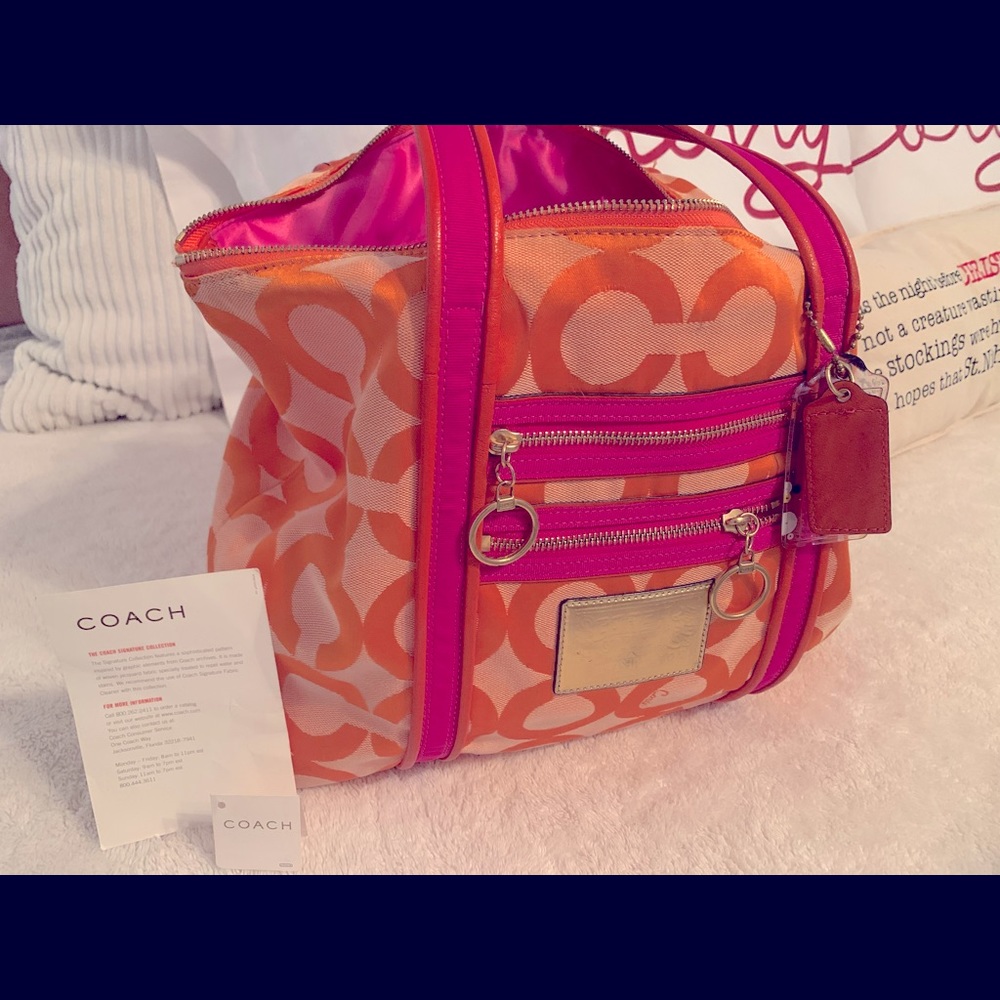 COACH Poppy Op Art Glam Tote #13836 Persimmon/Magenta